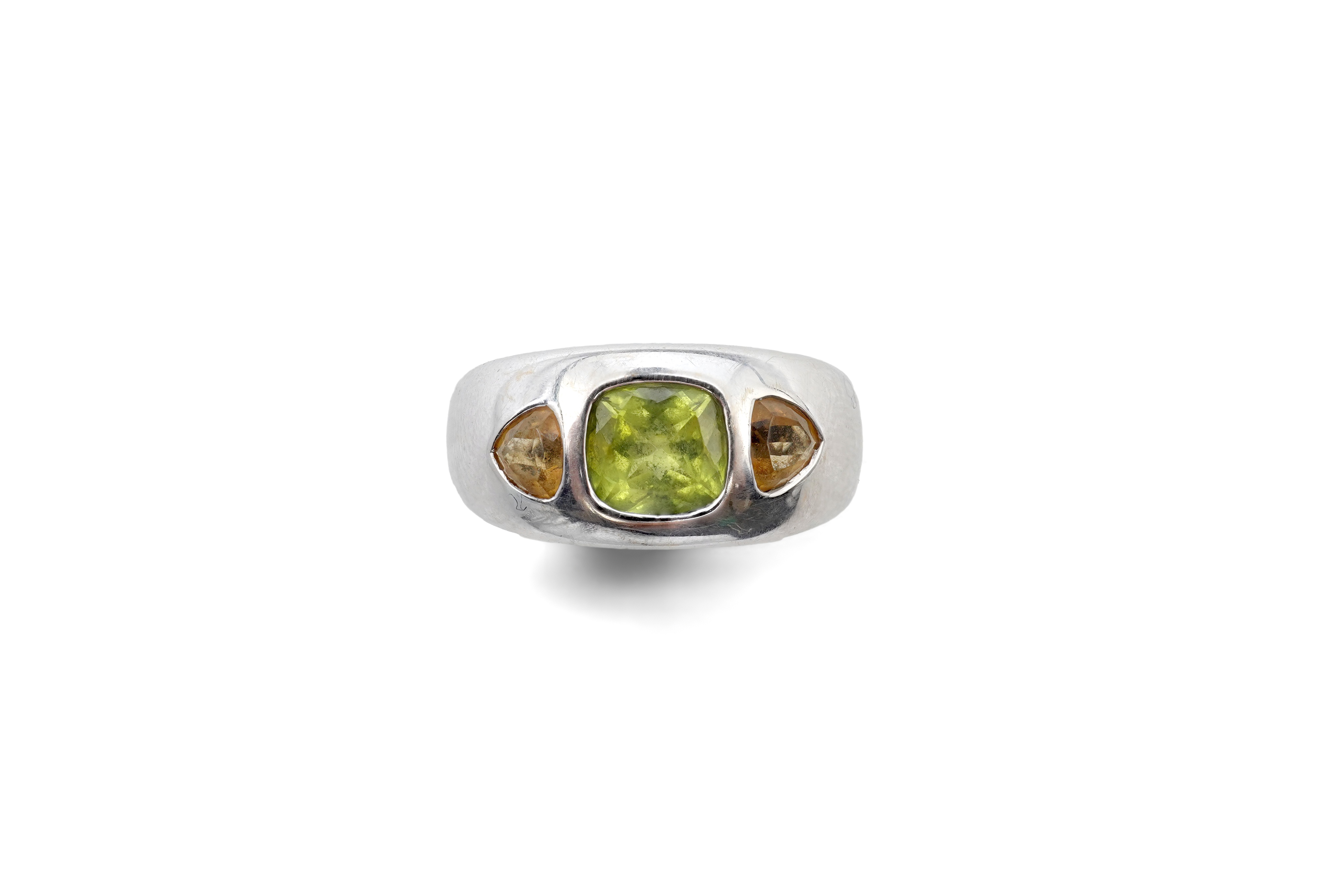 A peridot and citrine dress ring